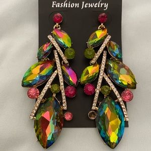 Beautiful pageant earrings worn once.  A  stones missing from 1 of the earrings!
